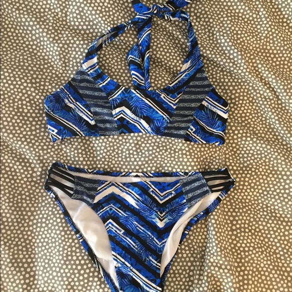Blue white and black patterned bathing suit - Picture 1 of 6